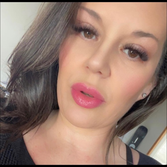 Meet your Posher, Brandy - Picture 1 of 1